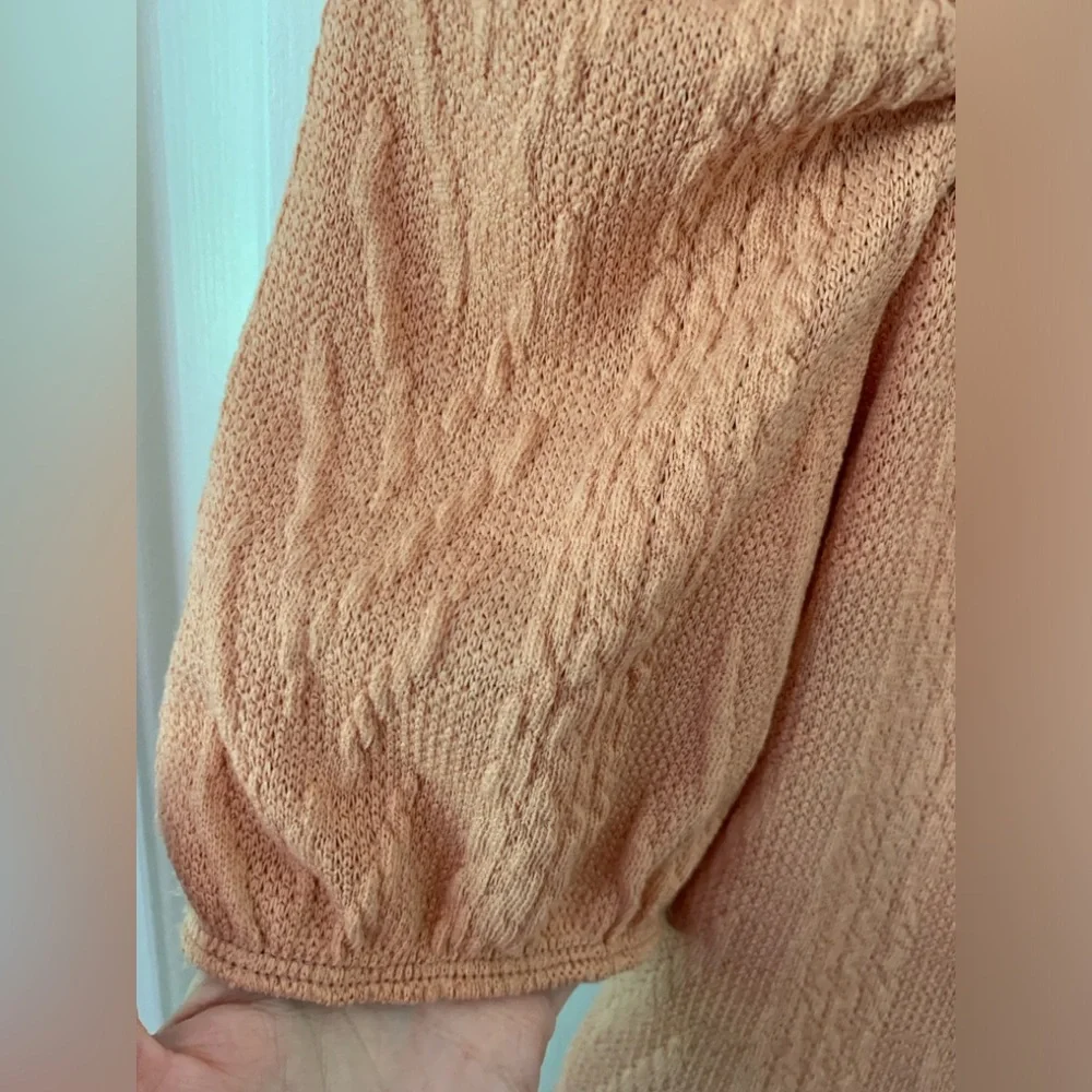 Carly Jean Los Angeles Jenny Top in Peach - Size XS - Picture 2 of 6